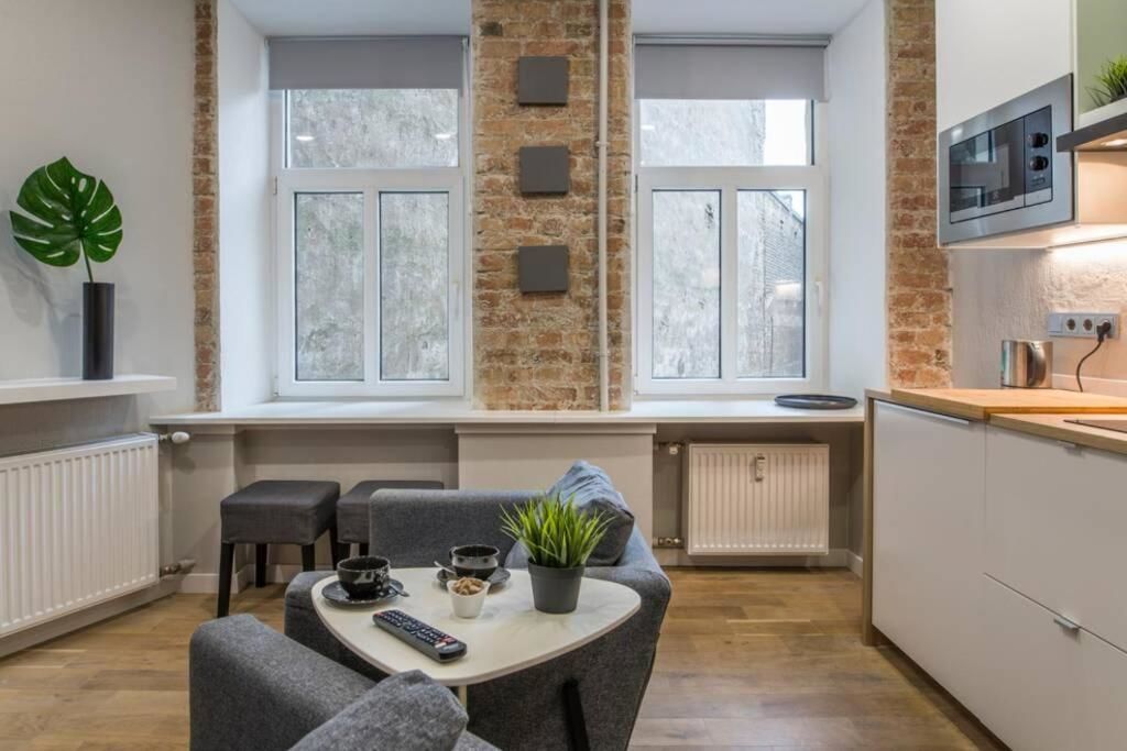 Апартаменты Studio apartment with bathroom & kitchen No45 Валмиера-16